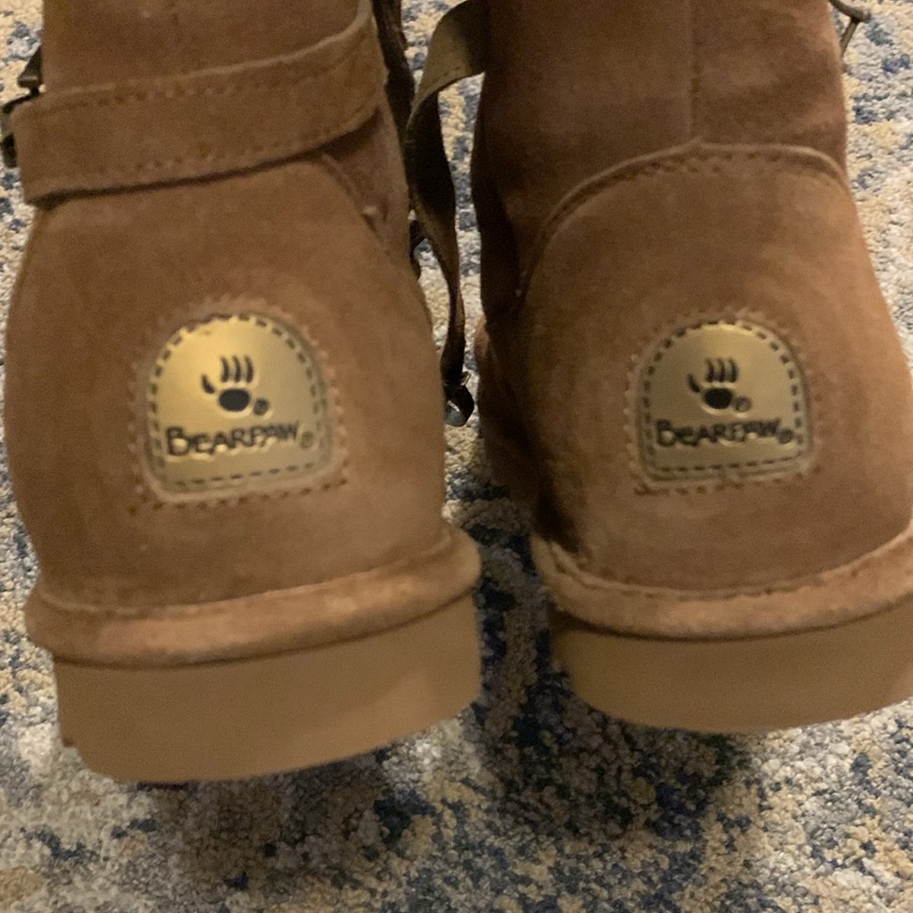 Brand new without box Womens Bearpaw boots - Picture 7 of 7